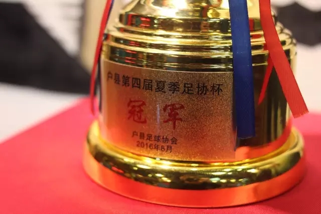 篮网送马刺7连败 黄蜂终结10连败送灰熊8连败